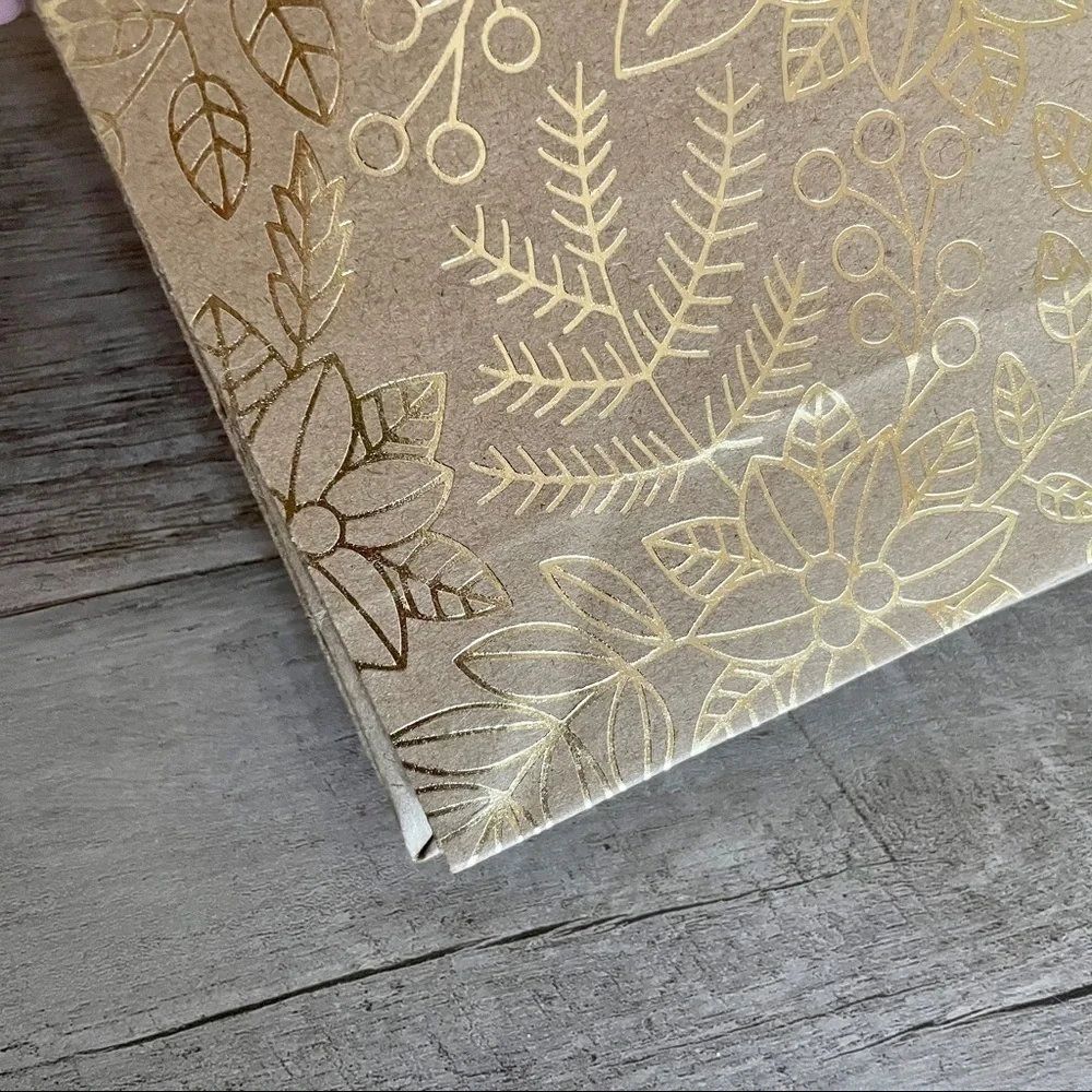 Enchante holiday gold